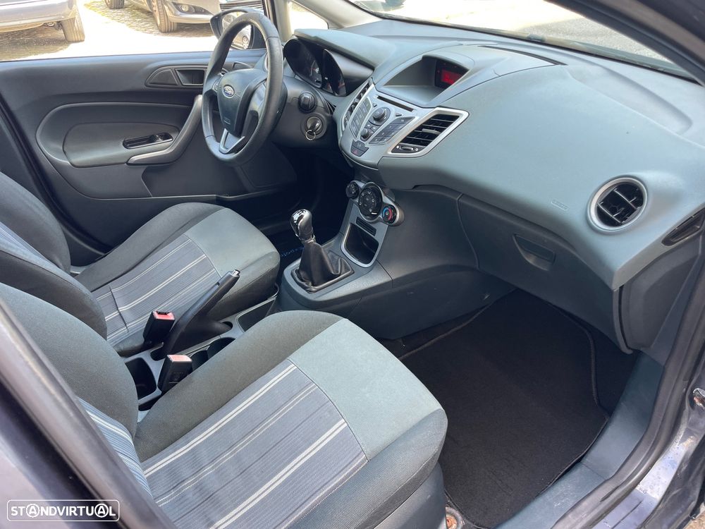 Ford Fiesta 1.25 Trend - 10