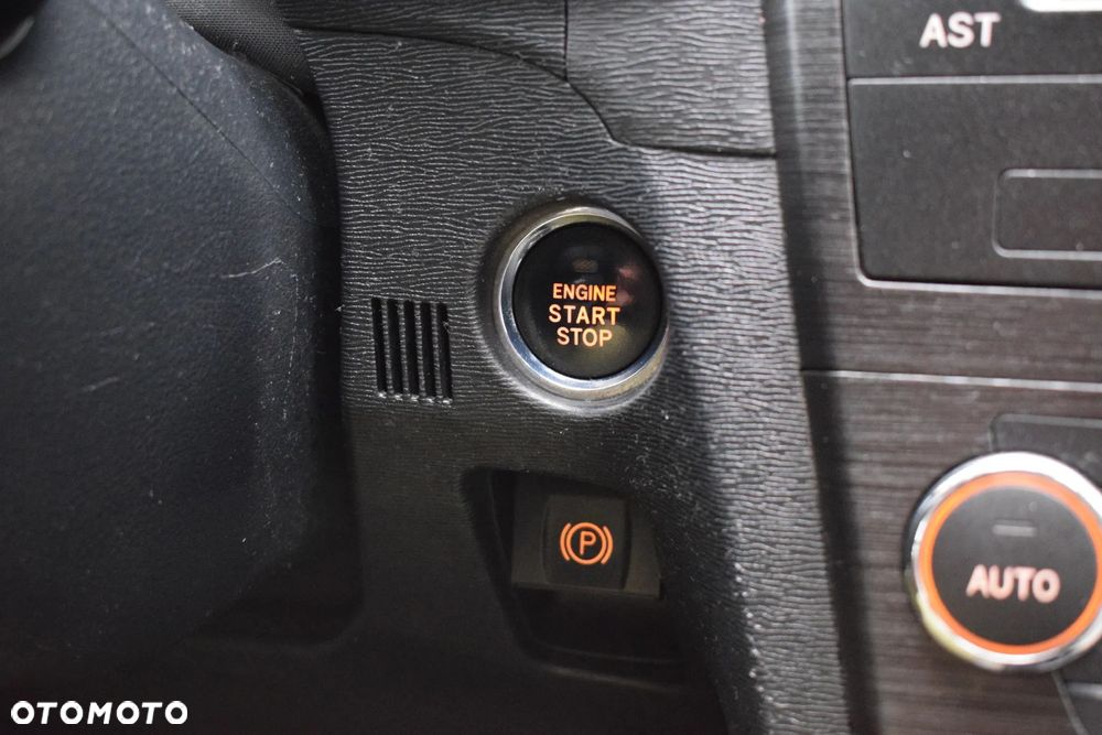 Toyota Avensis 2.0 Sol plus EU5 - 17