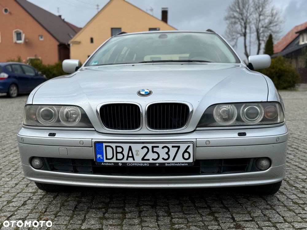 BMW Seria 5 520i Touring - 5
