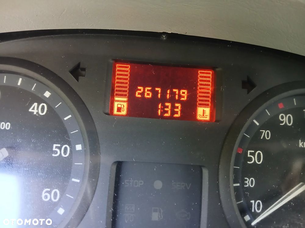 Renault TRAFIC - 16