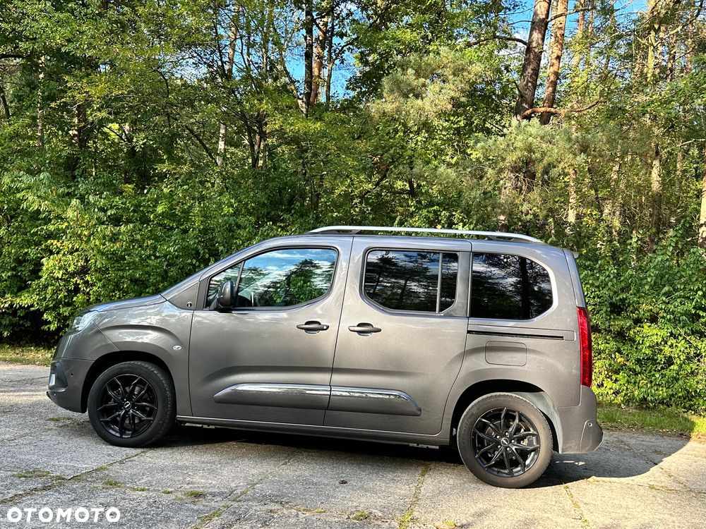Toyota Proace City Verso 1.2 Turbo L2 Team Deutschland - 8