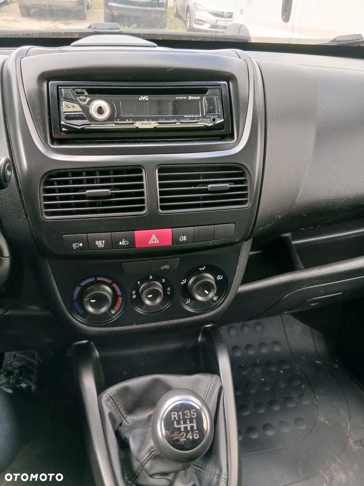 Opel Combo - 14