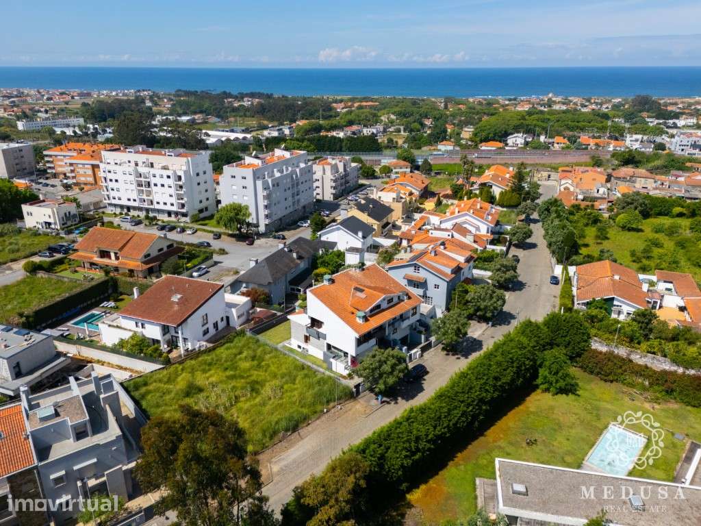 Moradia com jardim | Arcozelo, Vila Nova de Gaia - Grande imagem: 4/32