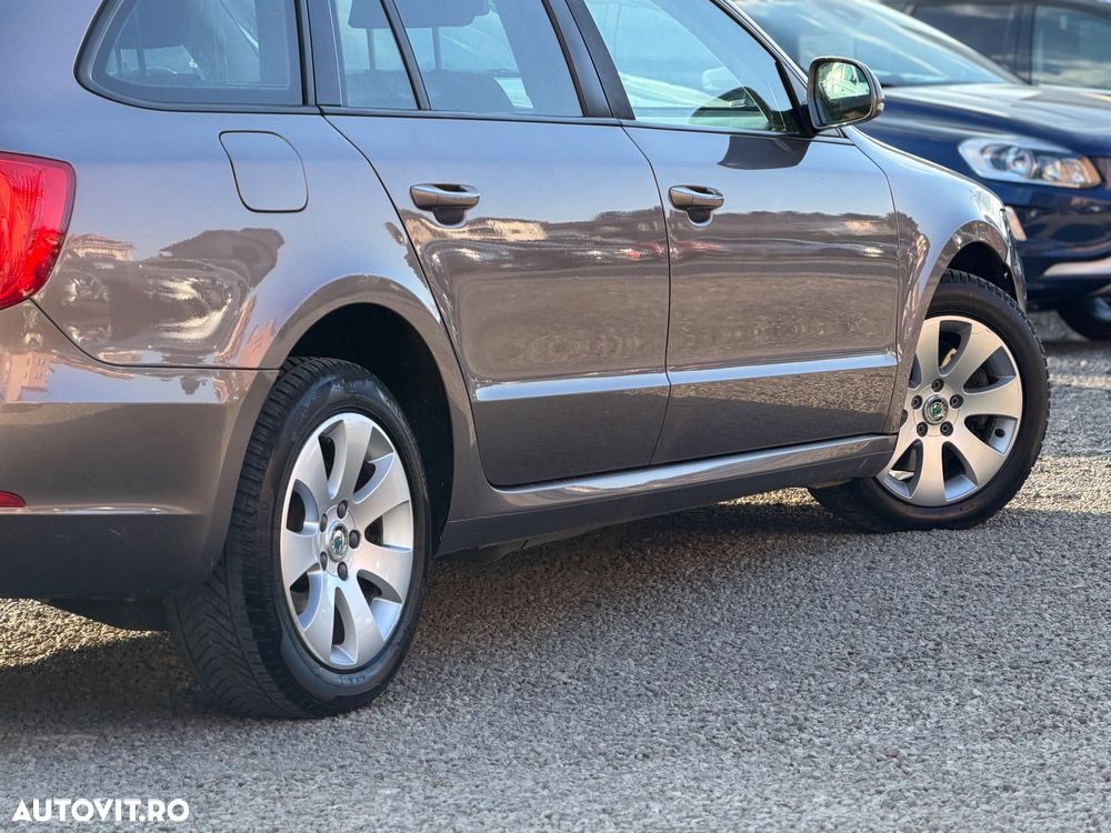 Skoda Superb 1.6 TDI Ambition - 11
