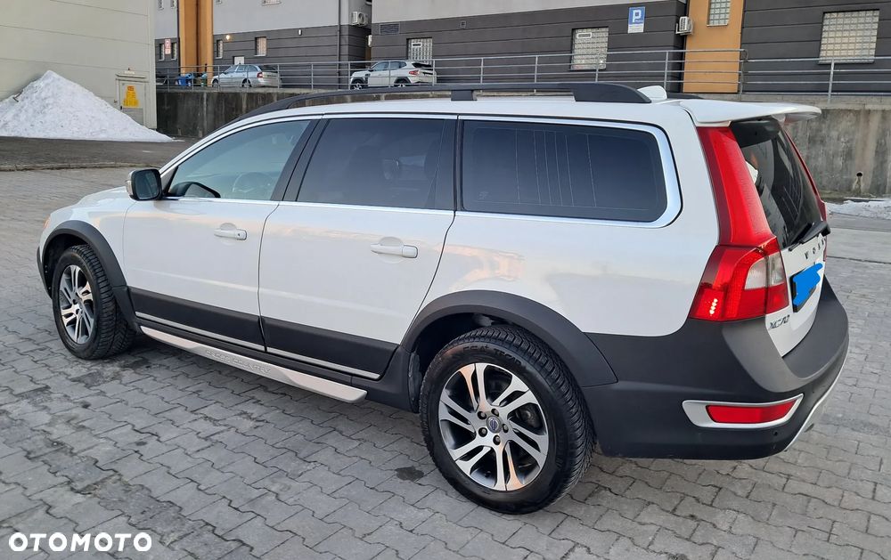 Volvo XC 70 2.4D Momentum - 9