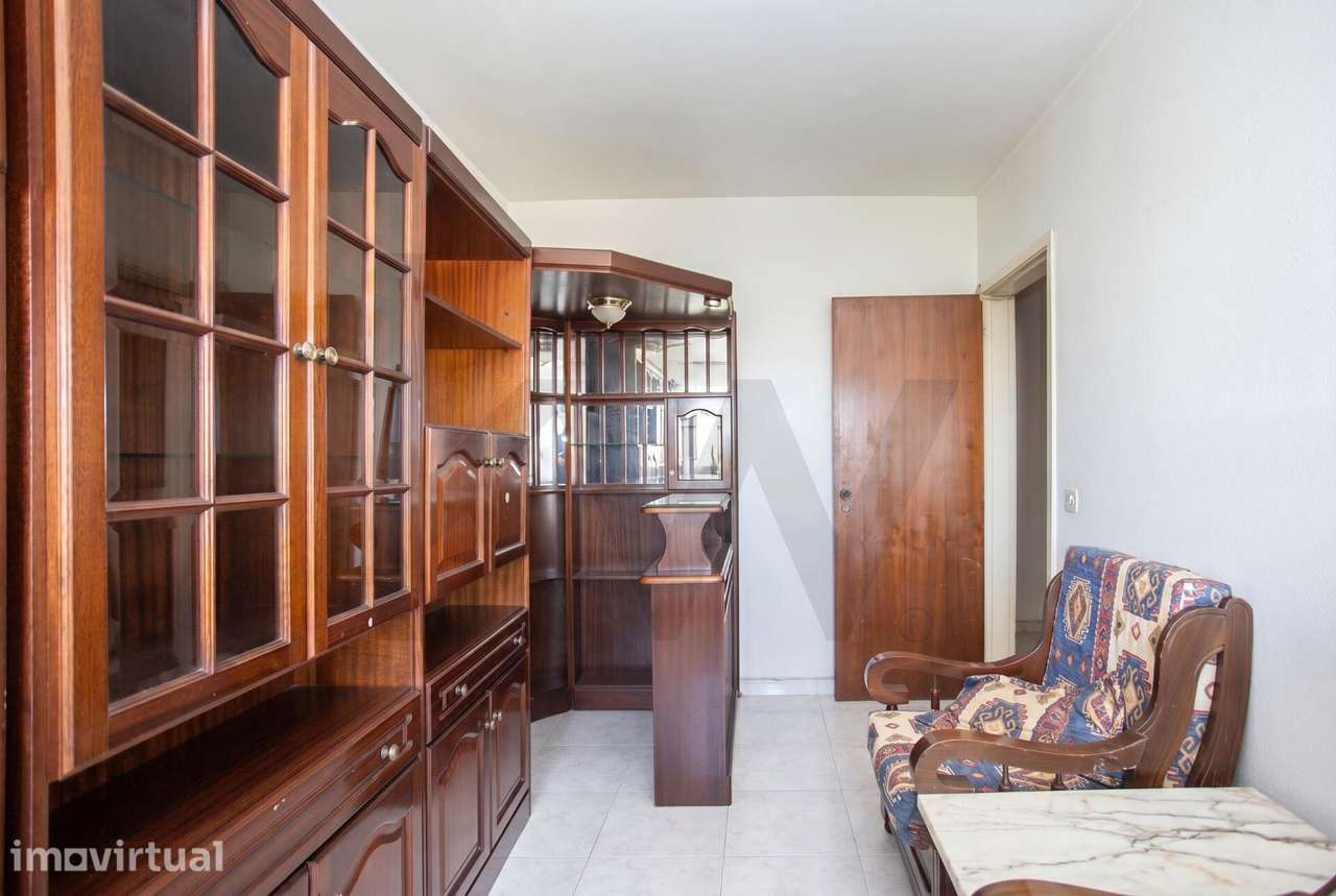 Apartamento T3 Vale da Amoreira, Moita, junto à Pista de Atletismo com - Grande imagem: 3/18