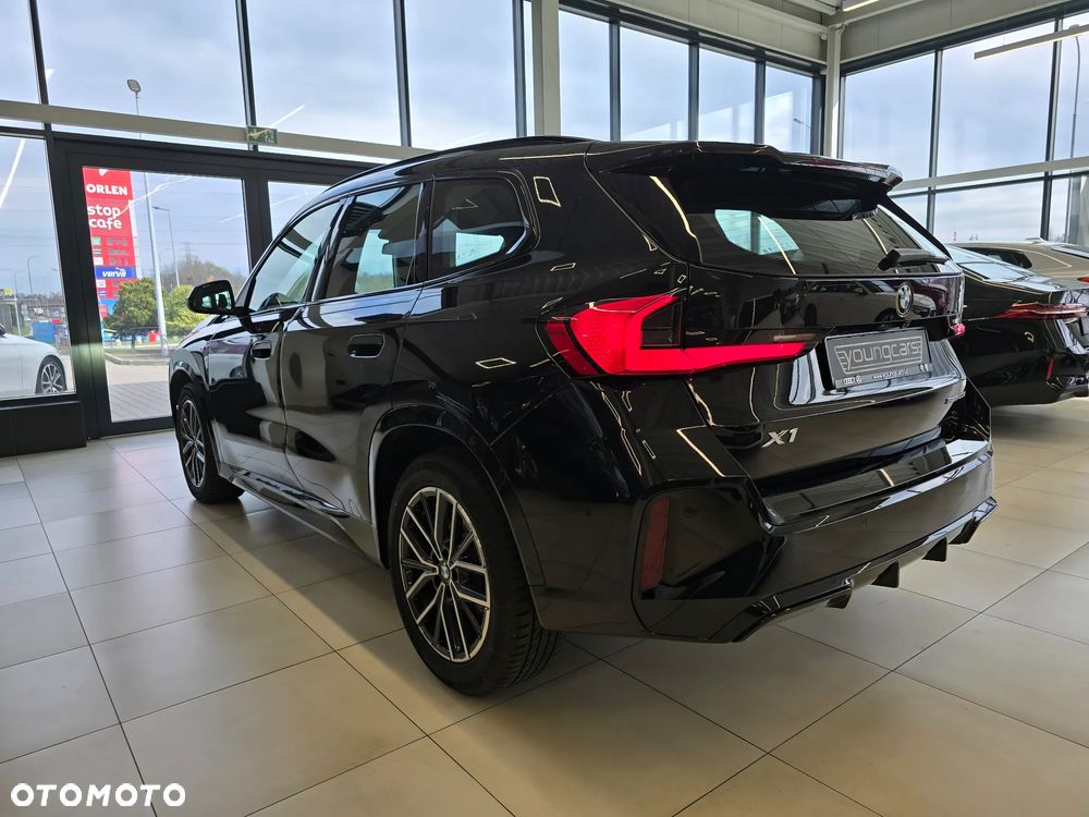 BMW X1 sDrive20i mHEV sport - 8