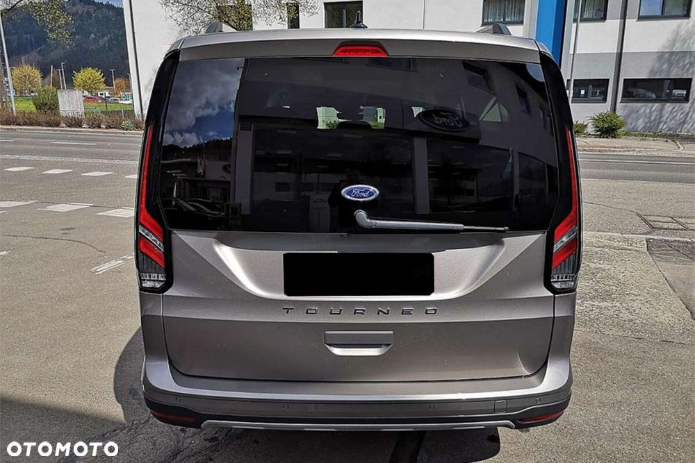 Ford Tourneo Connect - 5