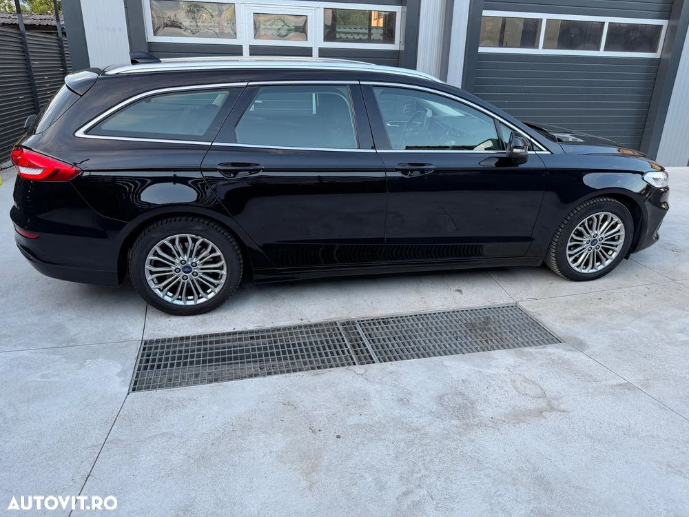 Ford Mondeo 2.0 TDCI Start-Stopp PowerShift-Aut Titanium - 4