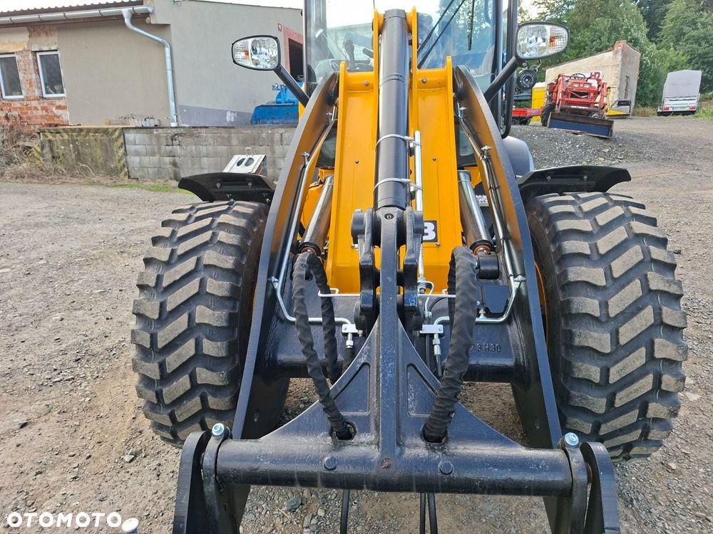 JCB 409 Sv - 23