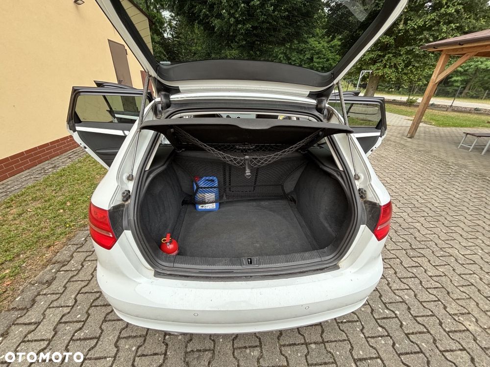 Audi A3 Sportback 2012 photo 4