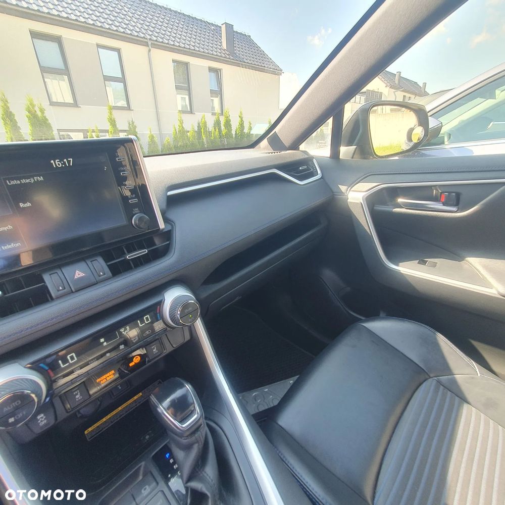 Toyota RAV4 2.5 Hybrid Black Edition by JBL 4x2 - 5