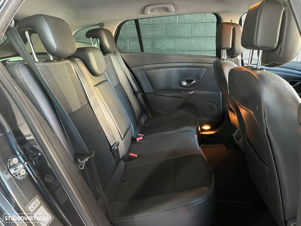 Renault Mégane Sport Tourer 1.5 dCi Dynamique S - 14