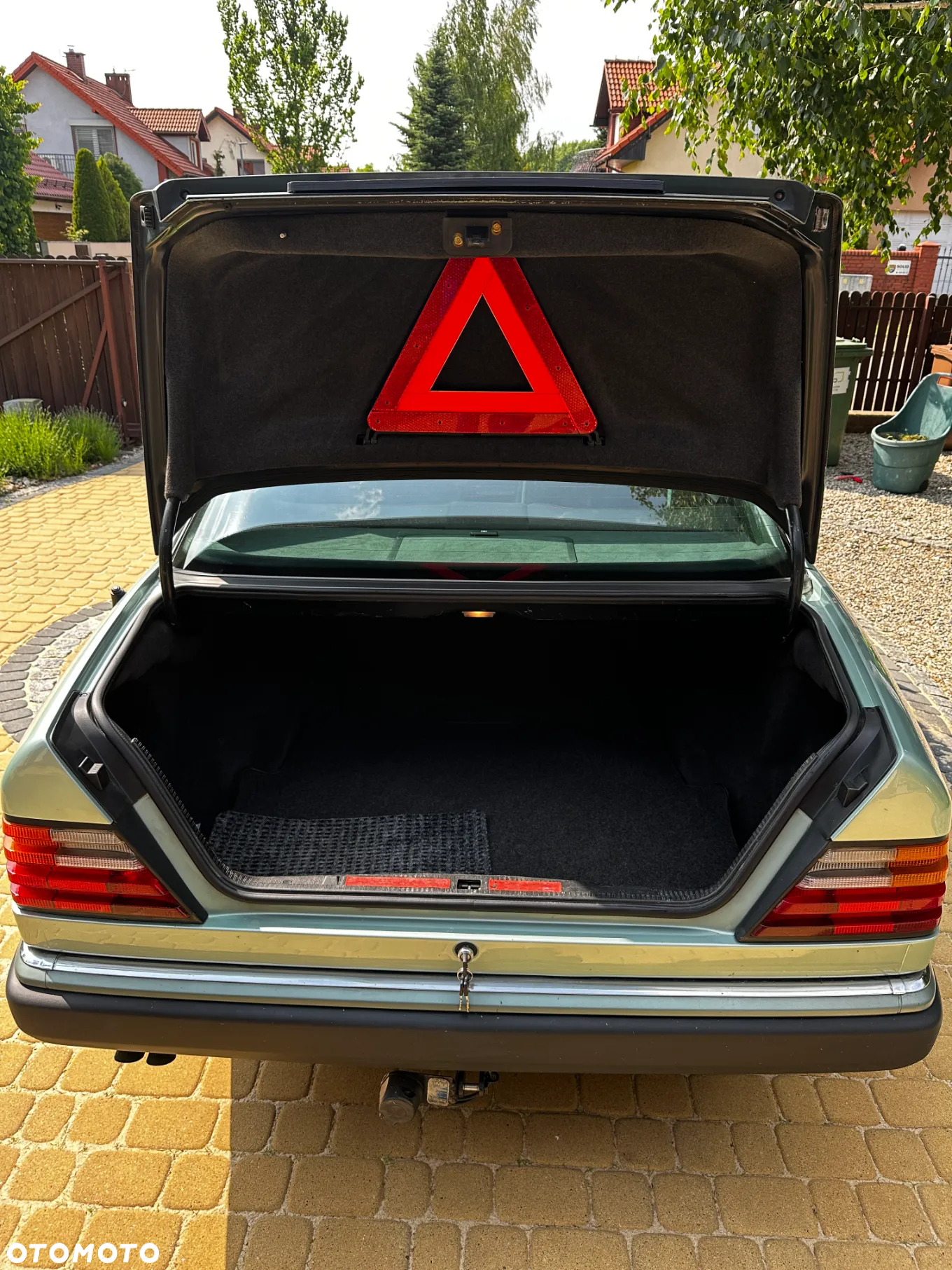 Mercedes-Benz W124 (1984-1993) - 18