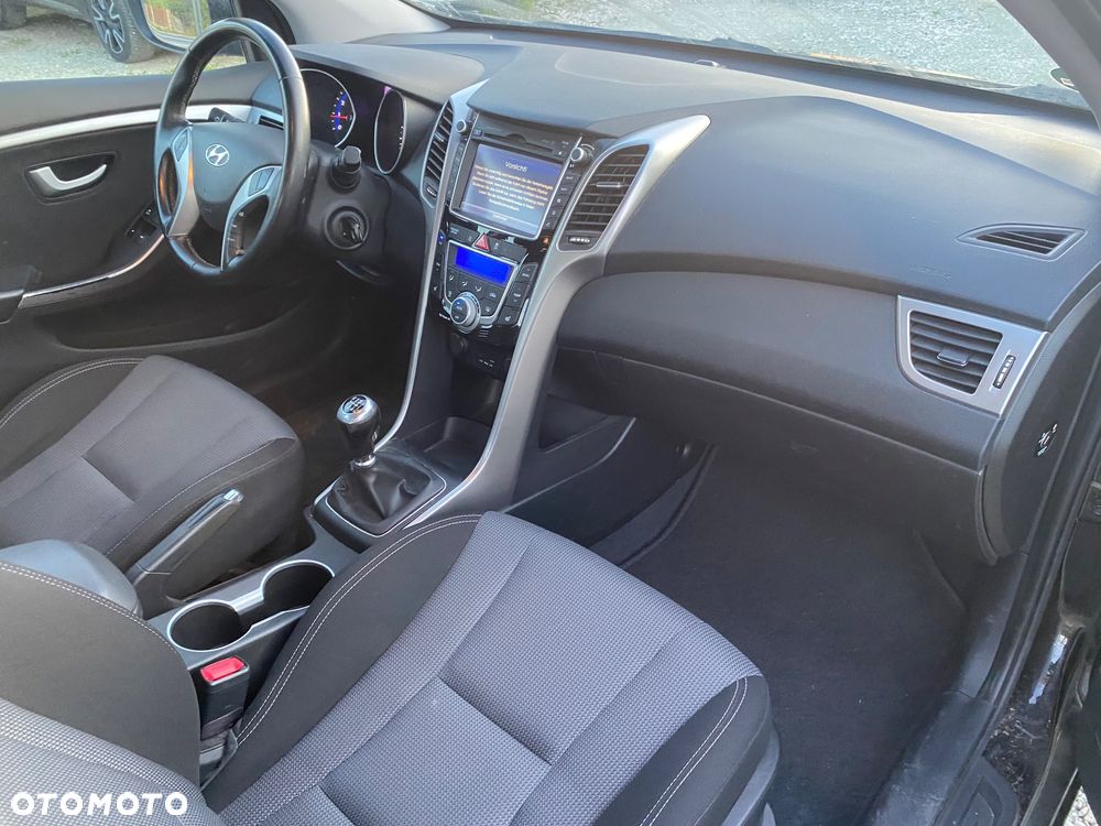 Hyundai i30 1.4 Premium - 25
