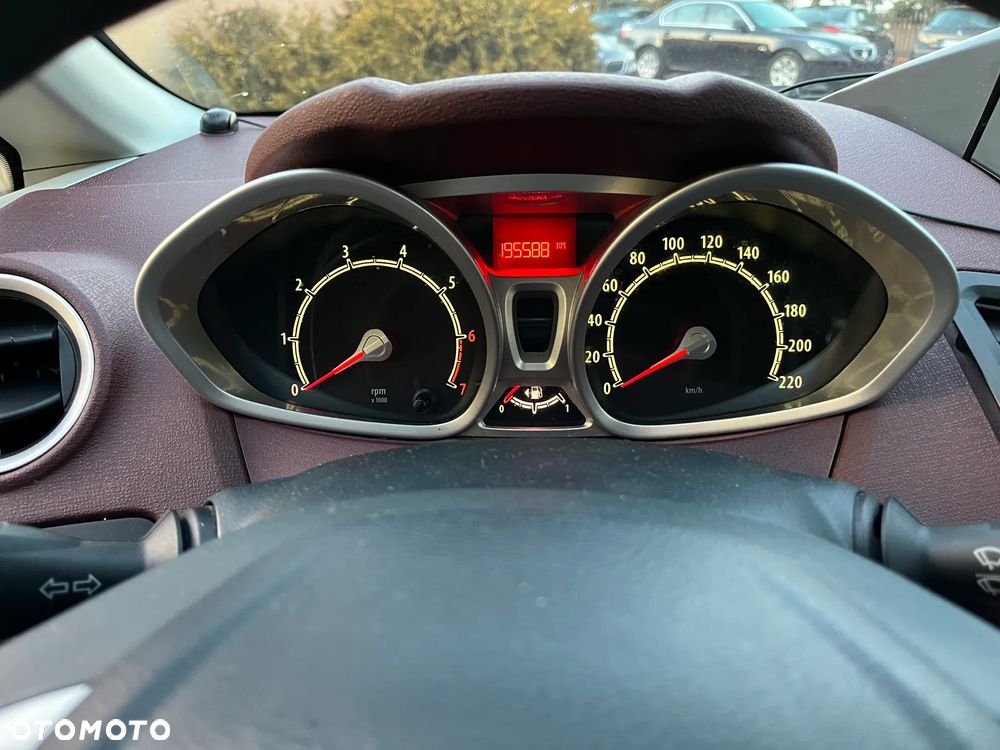 Ford Fiesta 1.25 Titanium - 12