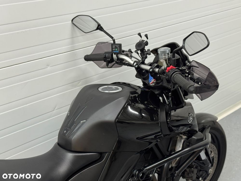 Yamaha MT - 10