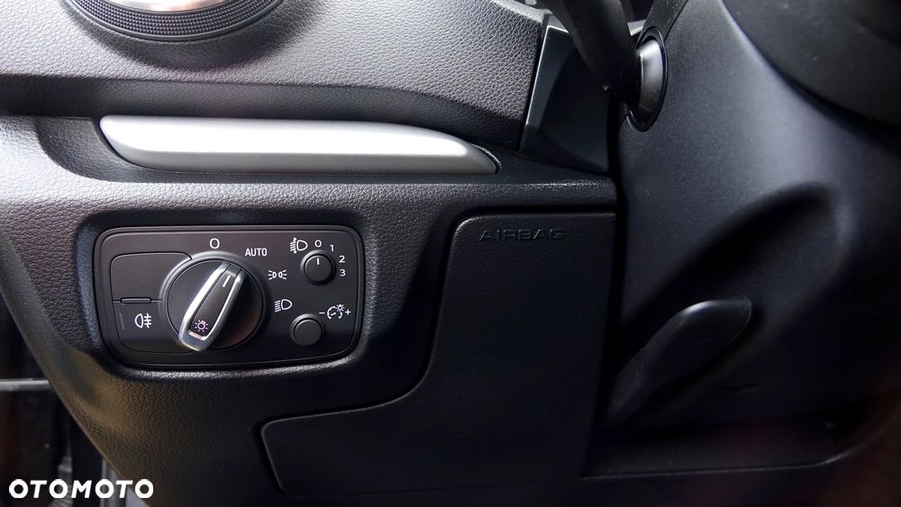 Audi A3 Sportback - 3