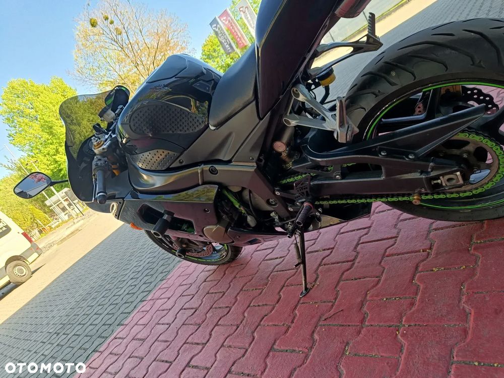 Kawasaki Ninja - 23