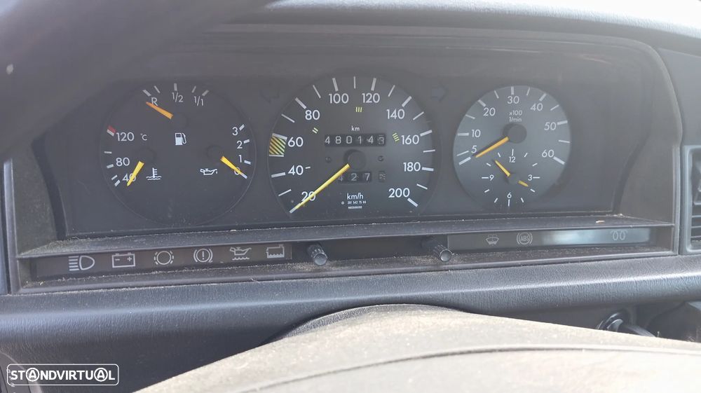 Mercedes-Benz W201 (1982-1993) - 2