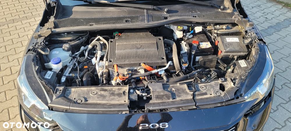 Peugeot 208 Elektromotor 136 GT Pack - 34