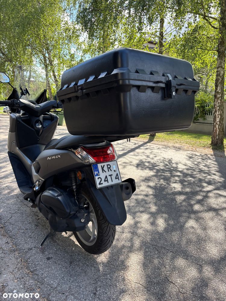Yamaha NMAX - 4