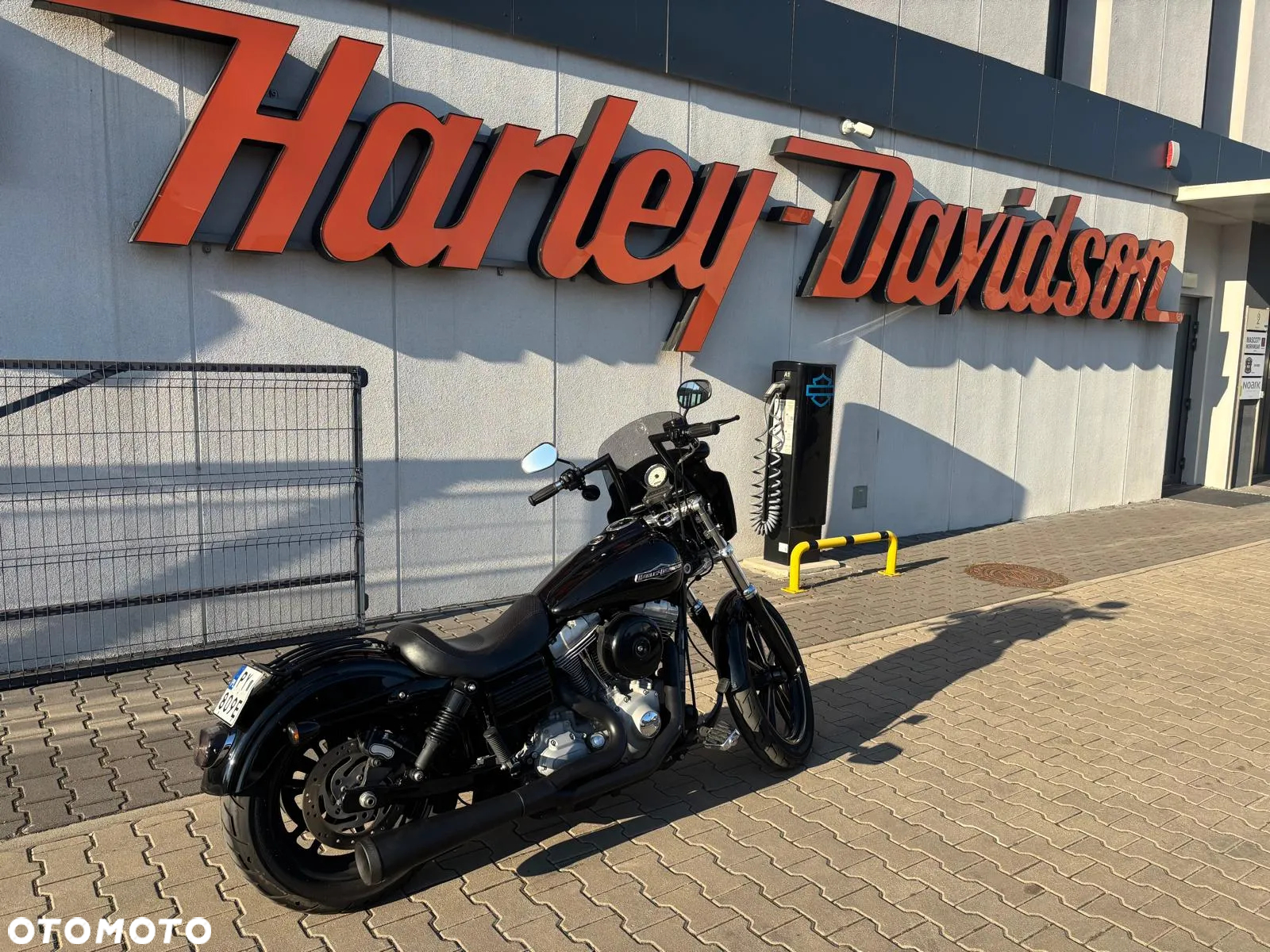 Harley-Davidson Dyna Super Glide - 2