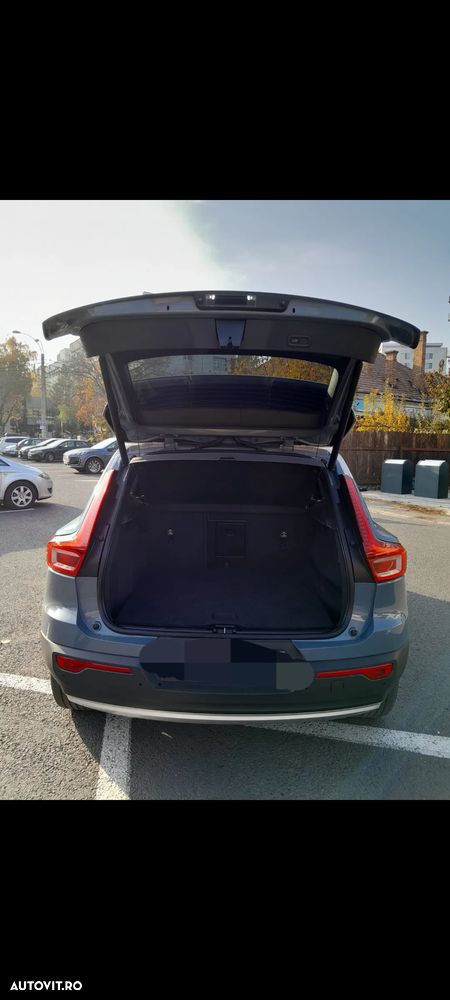 Volvo XC 40 D3 Geartronic Momentum Pro - 4