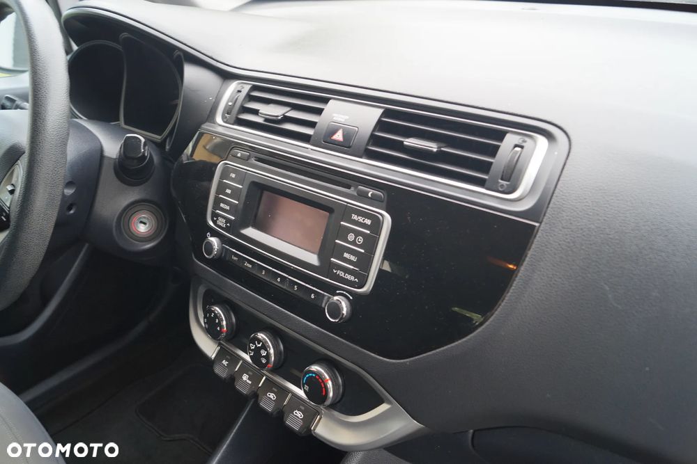 Kia Rio 1.2 Edition 7 - 9