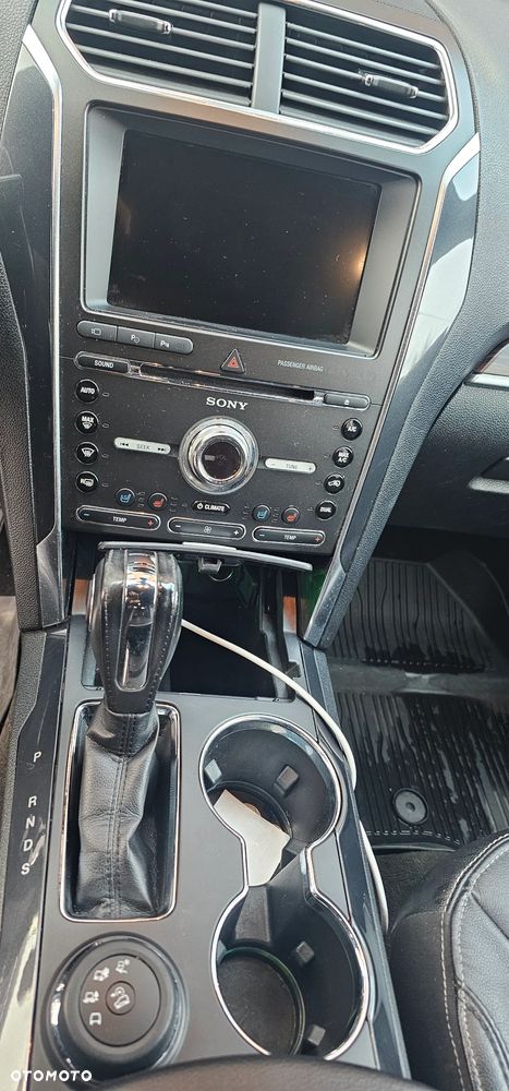 Ford Explorer - 19