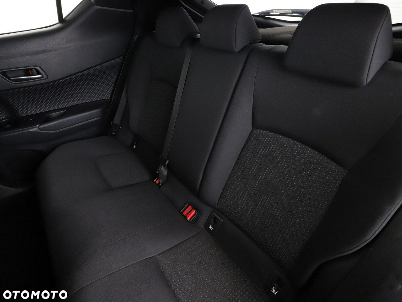 Toyota C-HR 1.8 Hybrid Comfort - 17