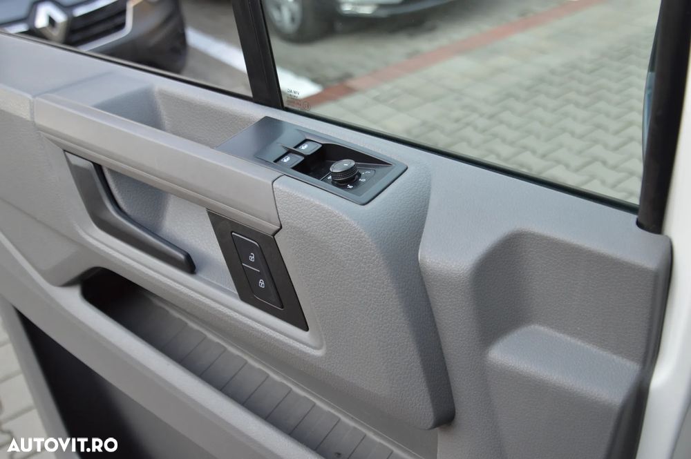 Volkswagen Crafter L4 2.0TDI Cabina Dubla 7 Locuri - 16