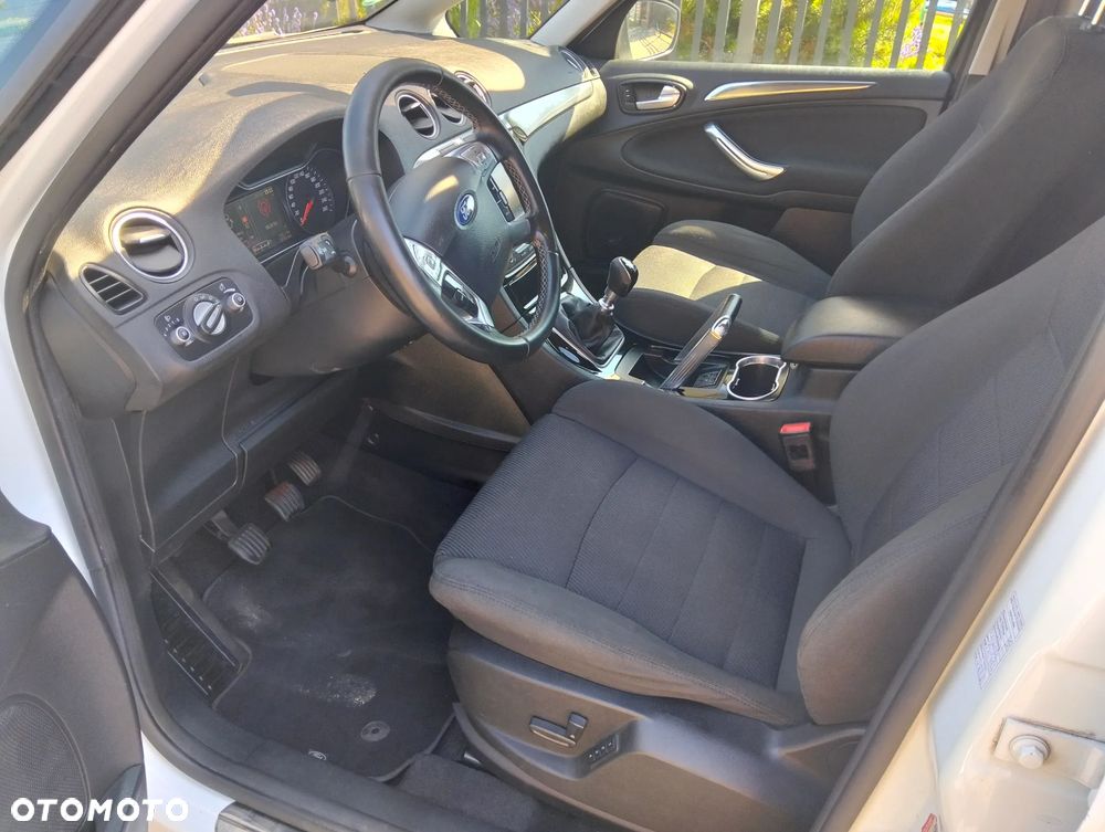 Ford S-Max 2.0 TDCi DPF Titanium X - 11