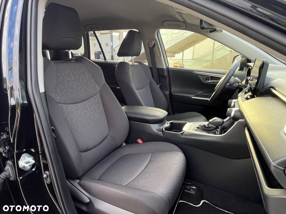 Toyota RAV4 - 17