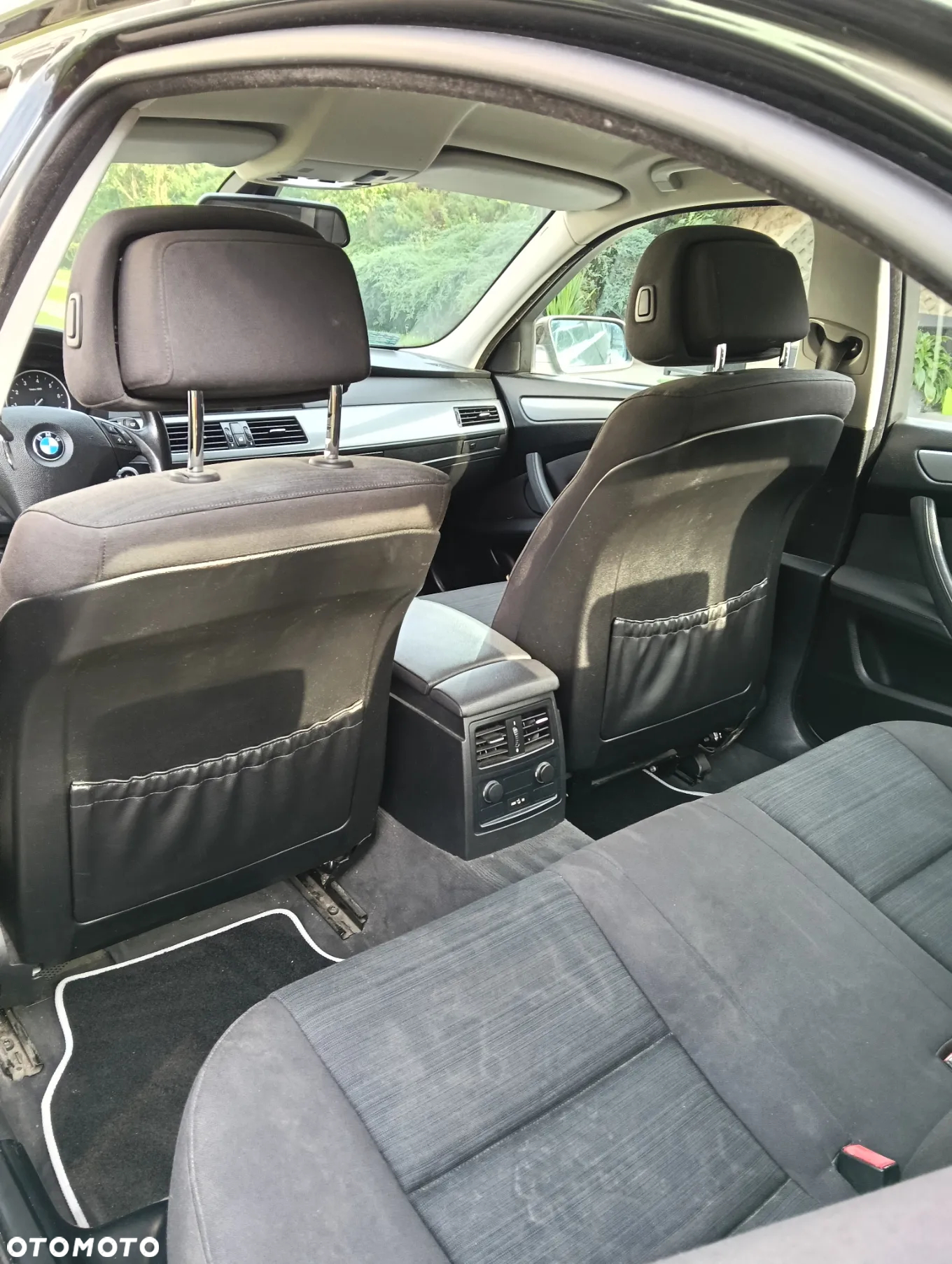 BMW Seria 5 520i - 11