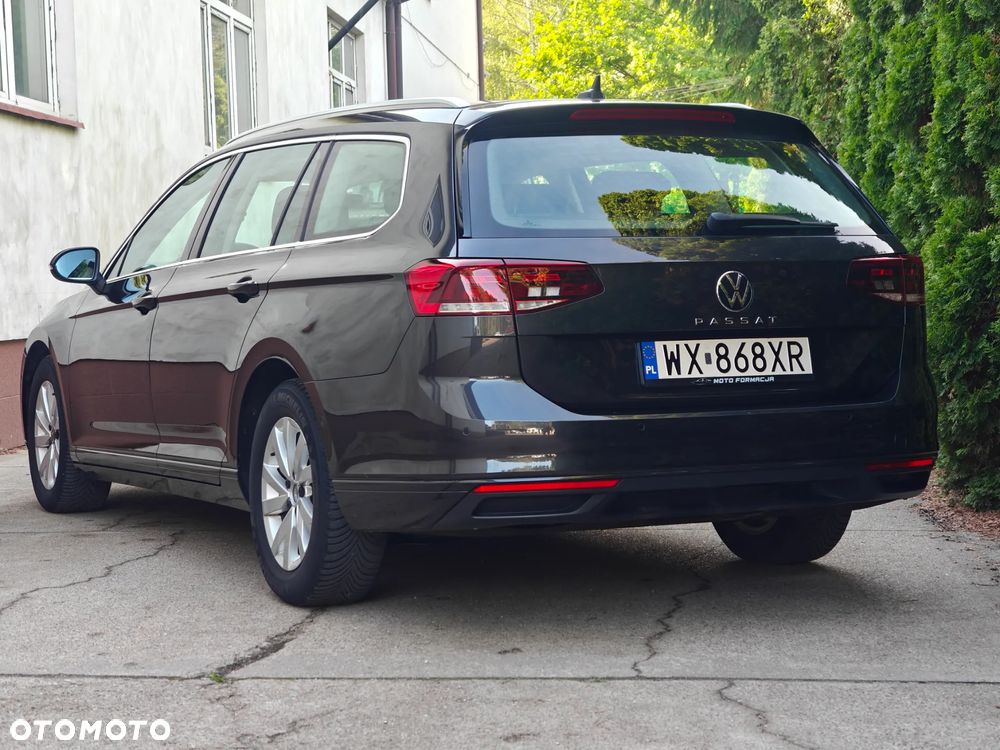 Volkswagen Passat 2.0 TDI SCR DSG Comfortline - 21