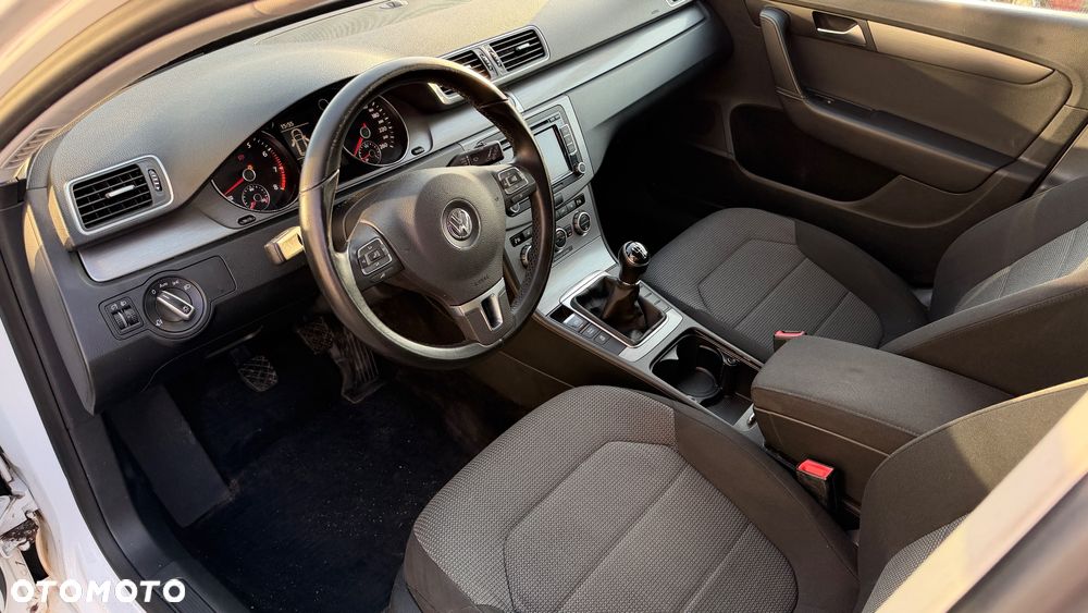 Volkswagen Passat 1.4 TSI BlueMotion Technology Highline - 18