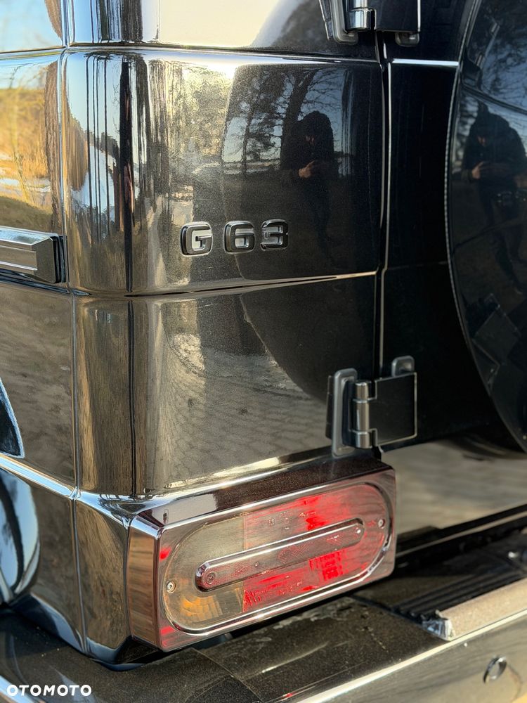 Mercedes-Benz Klasa G 63 AMG AMG SPEEDSHIFT 7G-TRONIC - 12