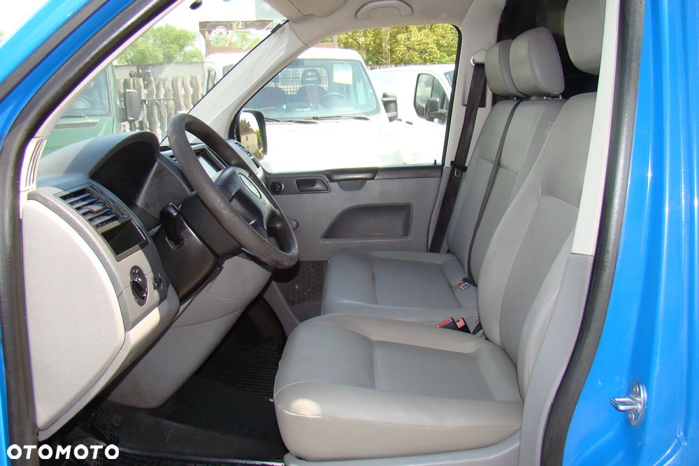 Volkswagen Transporter - 6