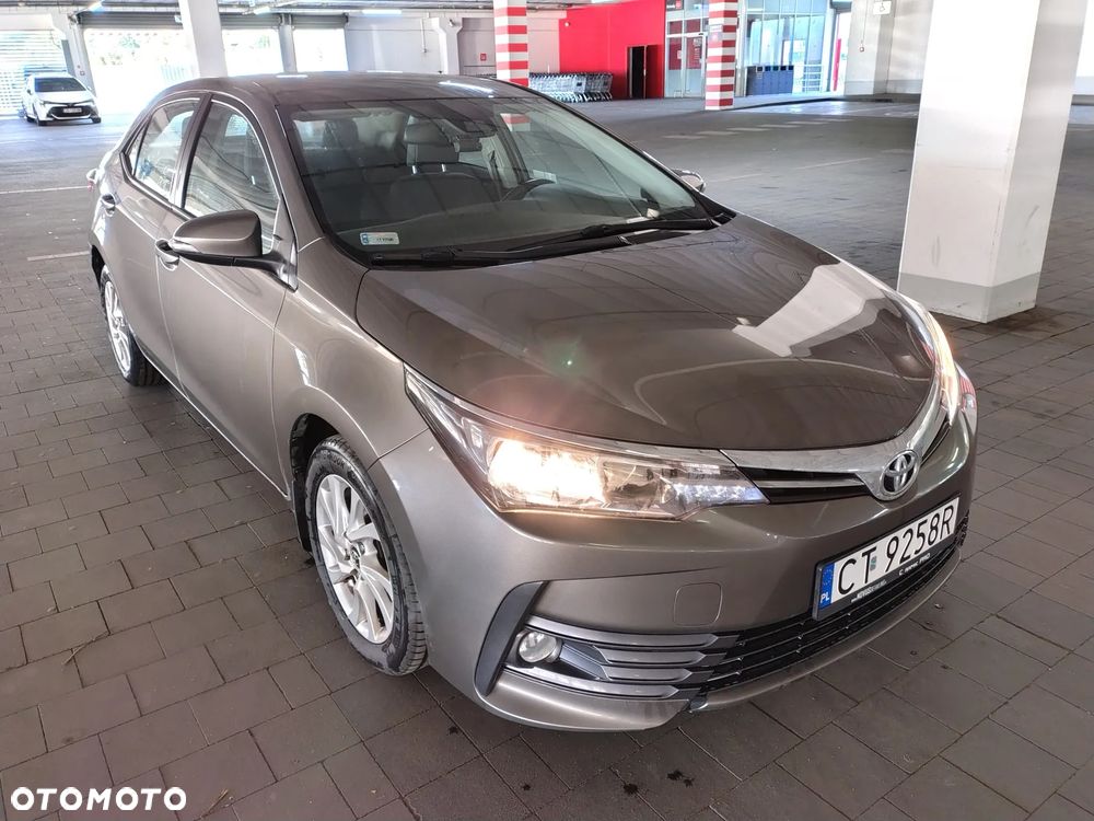 Toyota Corolla 1.6 Comfort - 5
