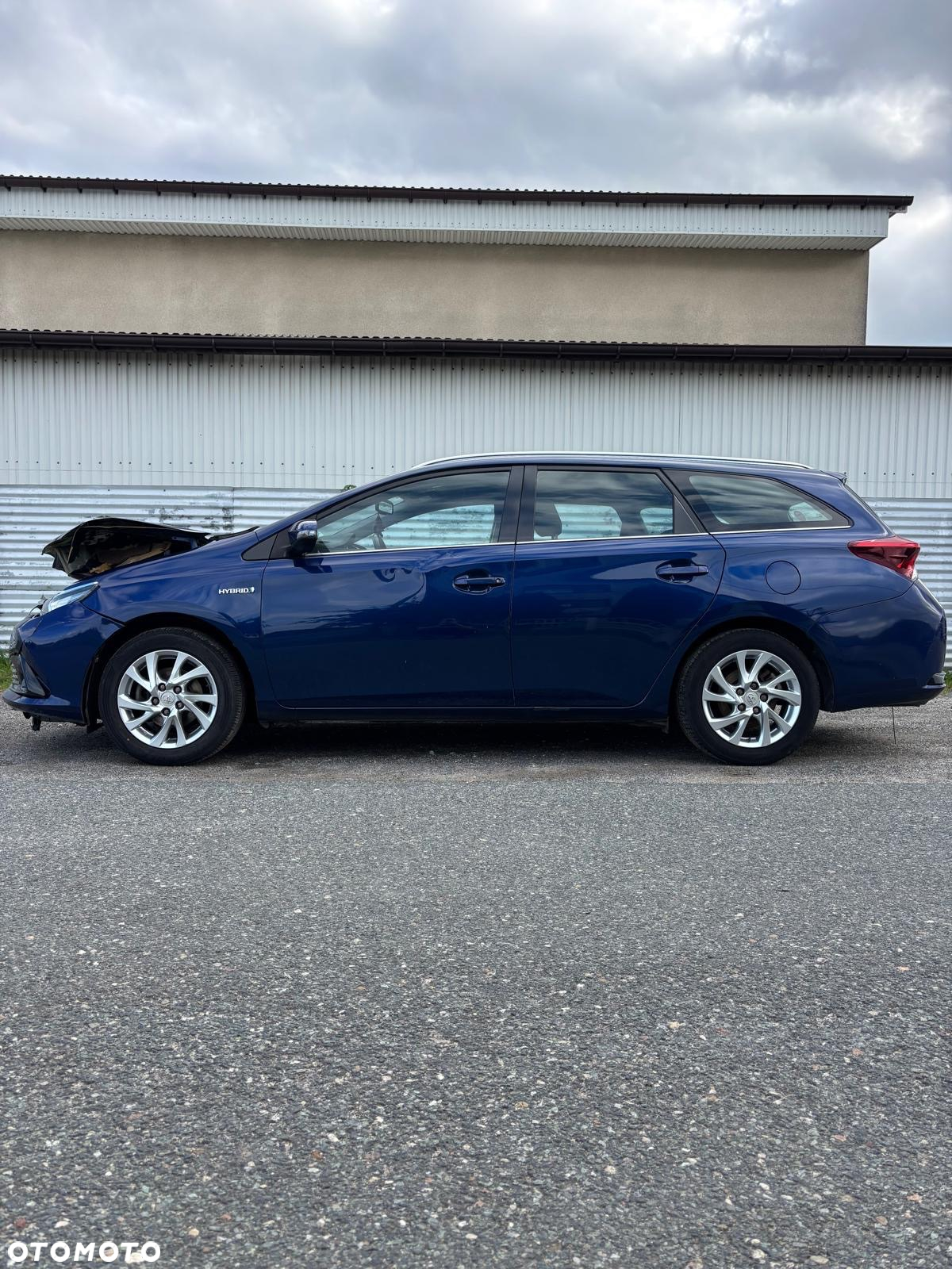Toyota Auris - 14