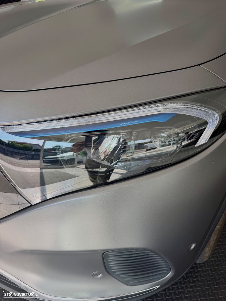 Mercedes-Benz EQA 300 4Matic - 12