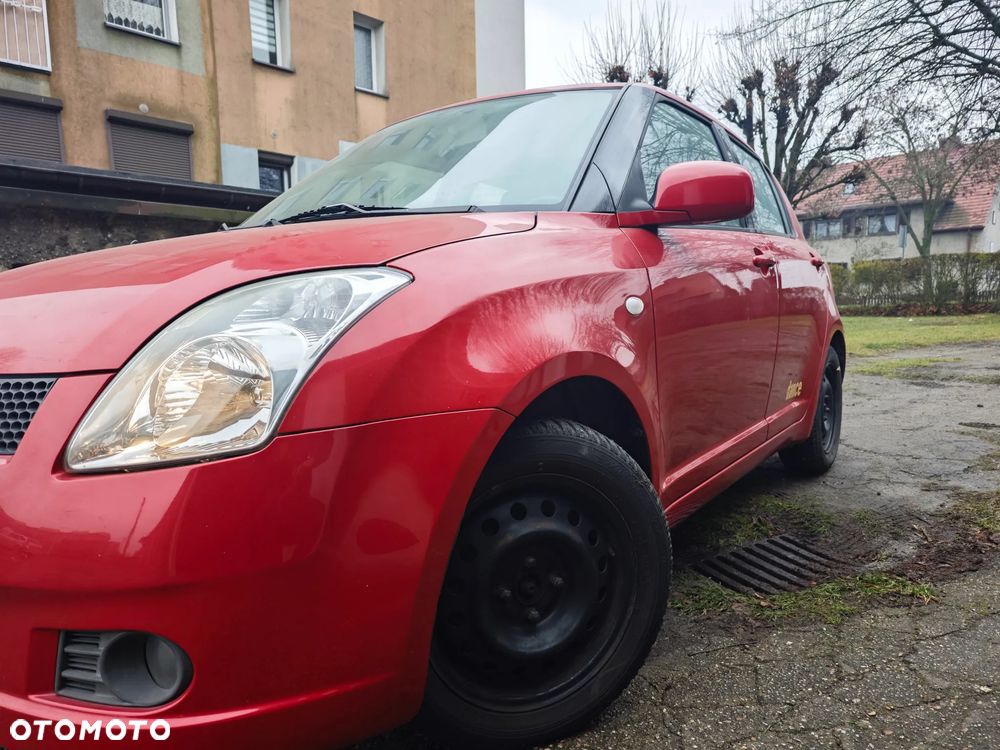Suzuki Swift 1.3 Club dance - 10