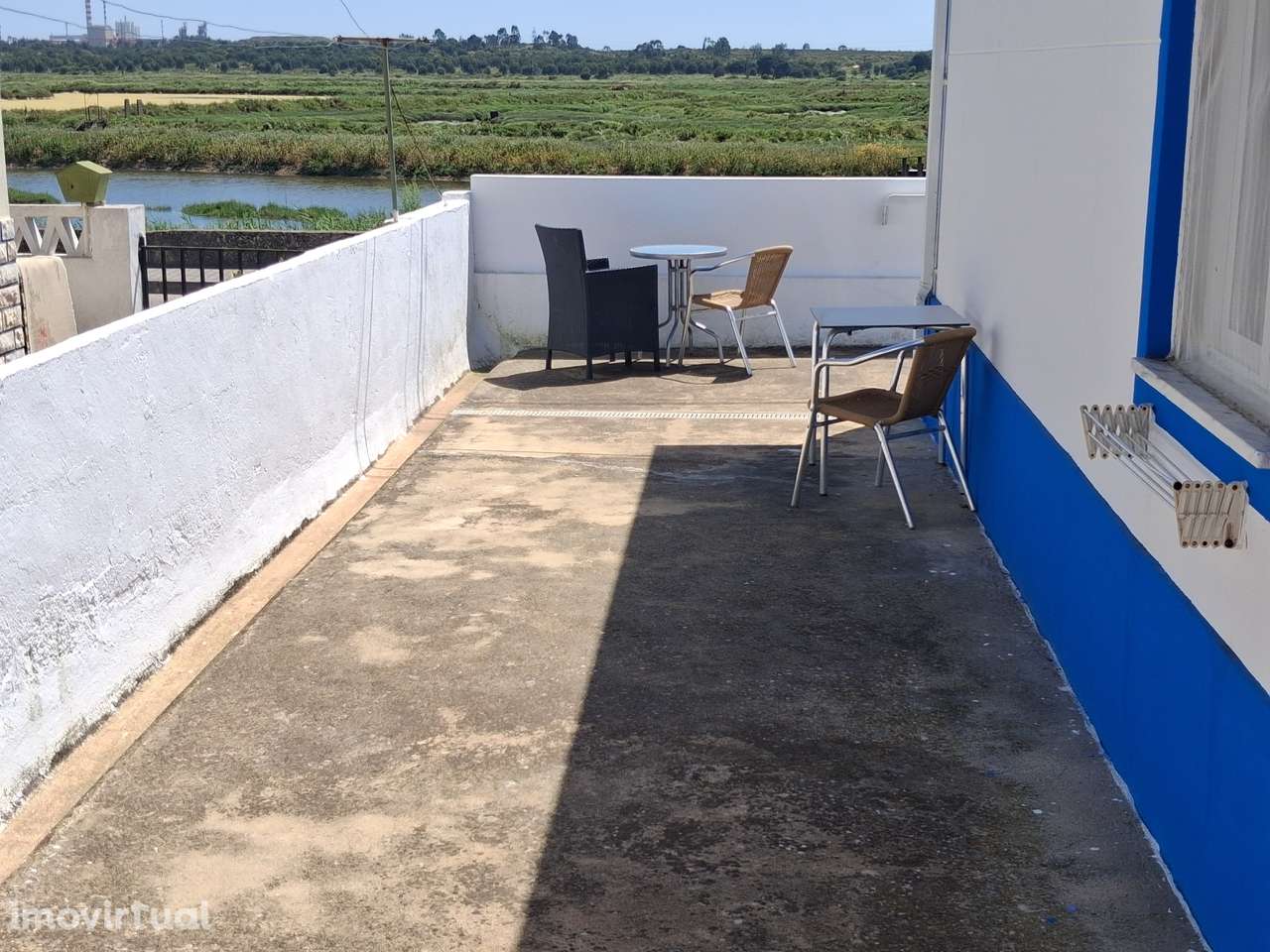 Setúbal Politécnico Praias do Sado Rapariga estuda / trabalha 18/32... - Grande imagem: 5/5