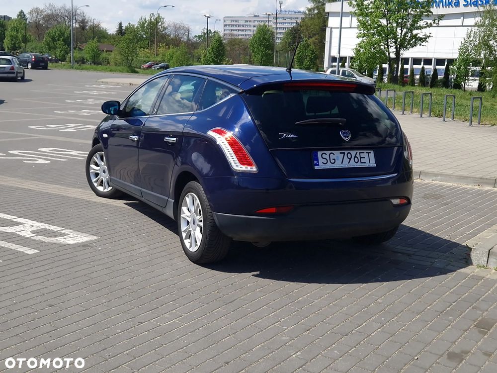 Lancia Delta 1.6 MJ Silver Selectronic - 8