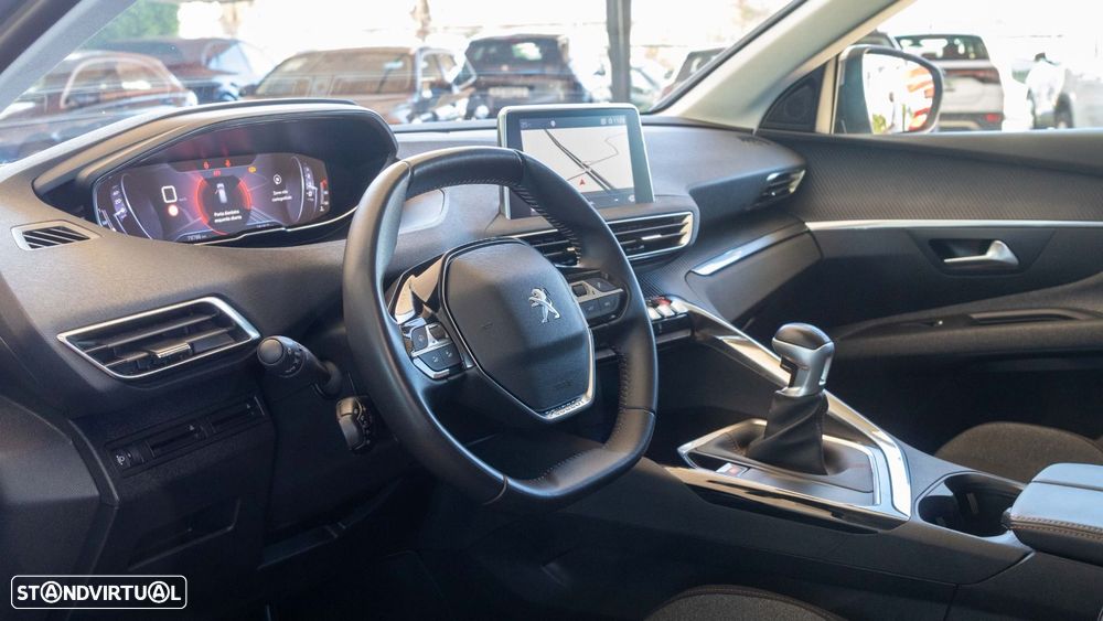 Peugeot 3008 1.5 BlueHDi Style - 4