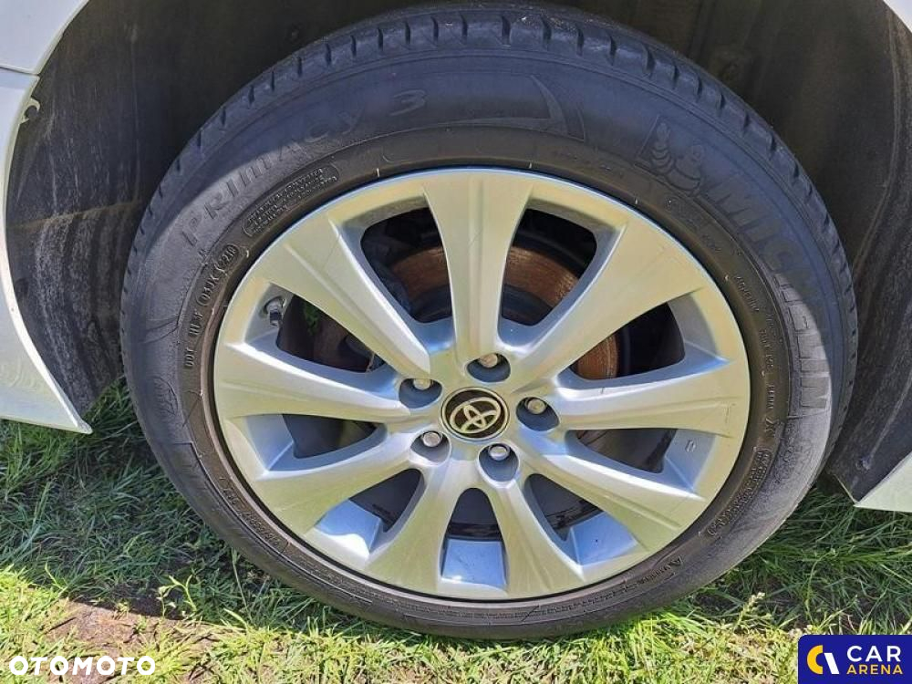 Toyota Camry - 14