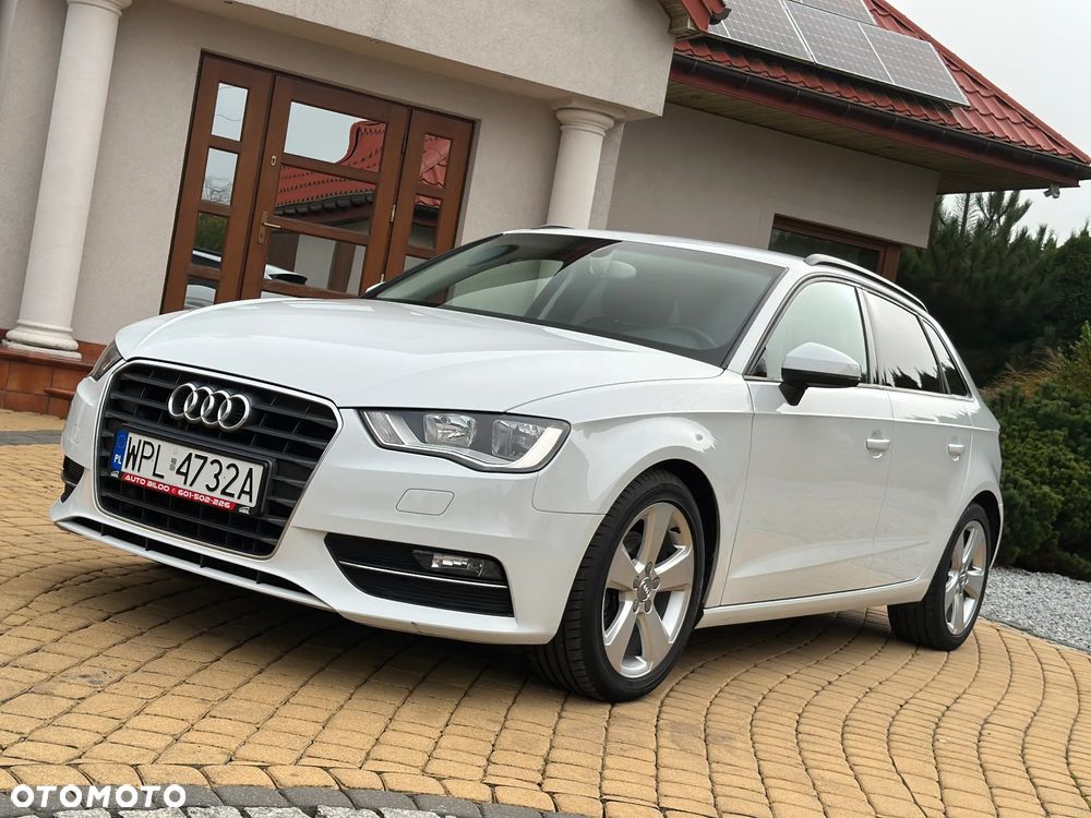 Audi A3 Sportback 1.4 TFSI Ambiente - 31