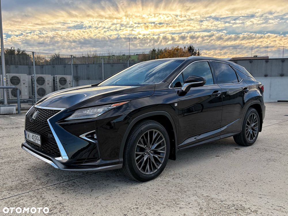 Lexus RX - 8