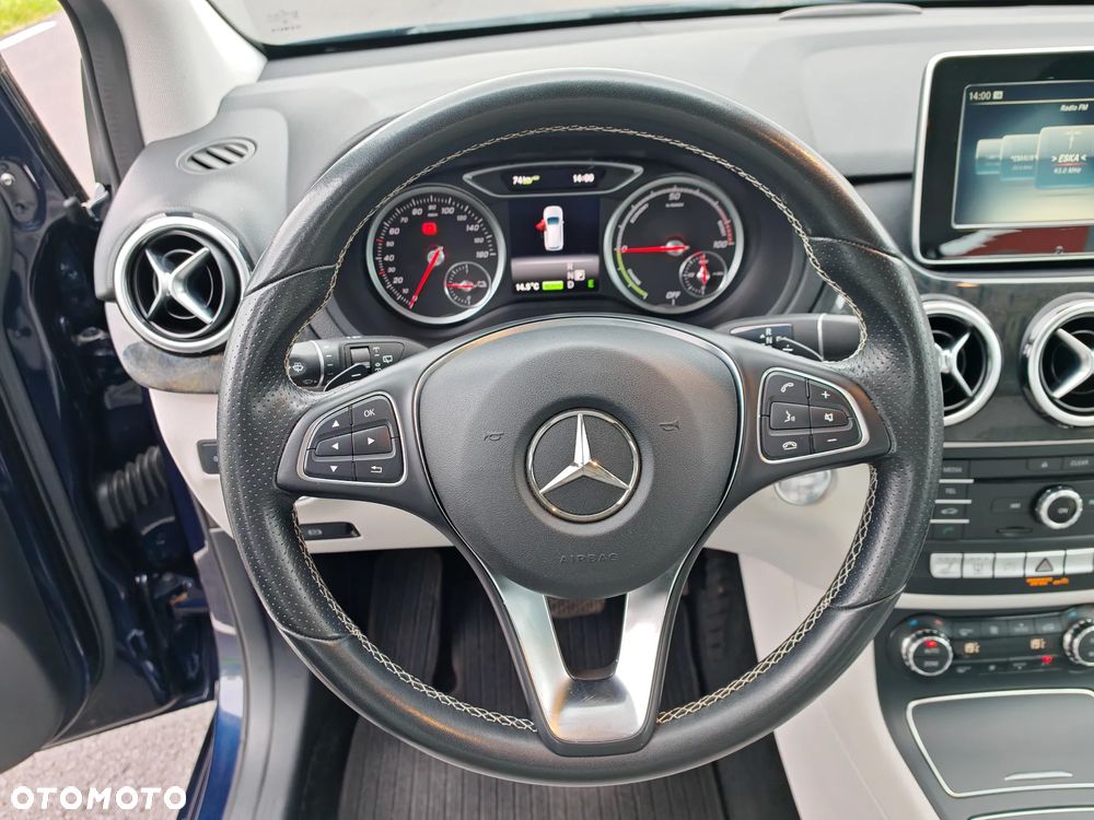Mercedes-Benz Klasa B (Electric Drive) 250 e - 22